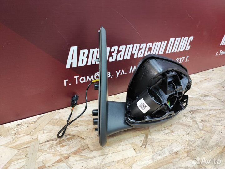 Зеркало заднего вида боковое левое Renault Duster