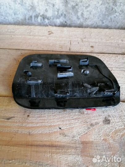 Крышка лючка бензобака Ситроен С-элис