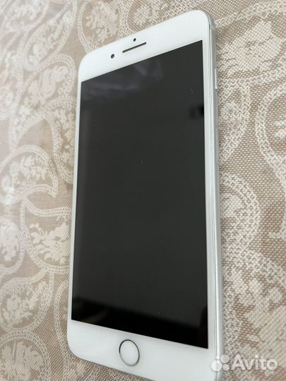 iPhone 8 Plus, 64 ГБ