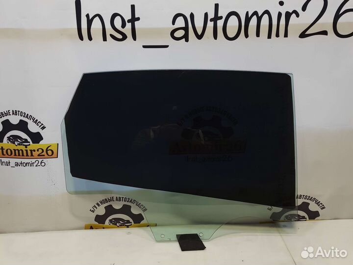 Стекло заднее правое Renault Arkana