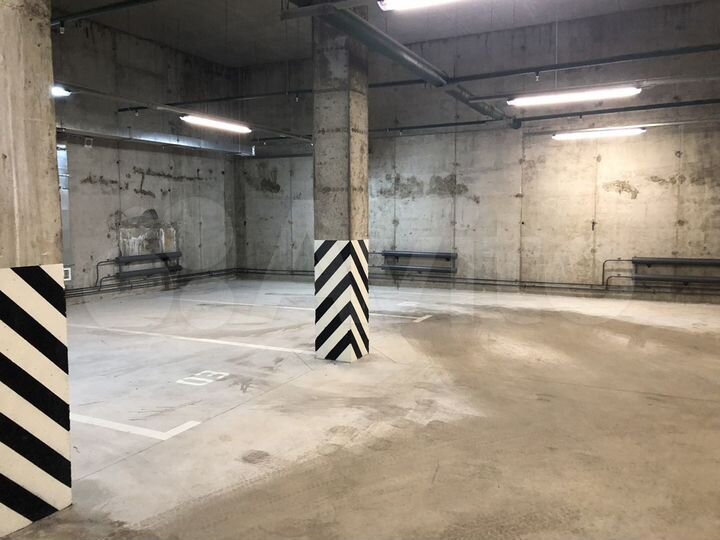 Машиноместо, 11 м²
