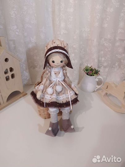 Кукла интерьерная