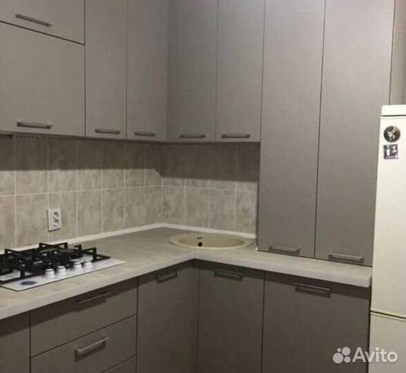 Кухонный гарнитур с бесплатным монтажом