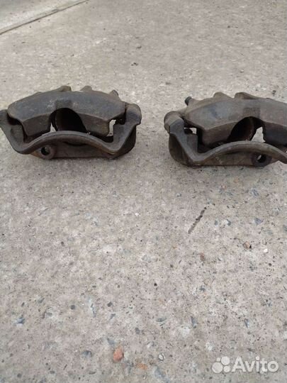 Суппорта передние passat b3