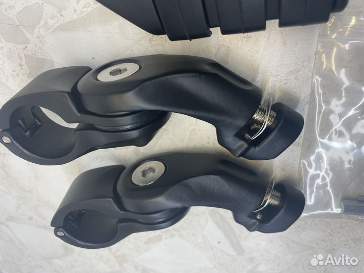 Подножки на дуги 32мм Harley-davidson модель 2