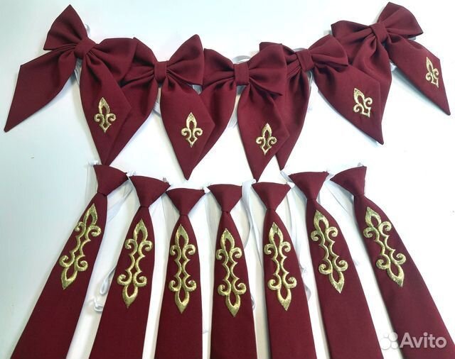 Галстук десткий с вышивкой