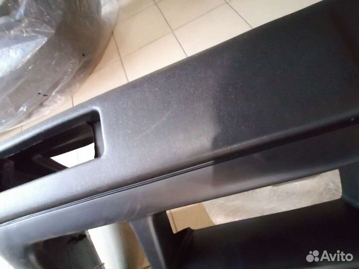 Передний бампер новый Джетта 2