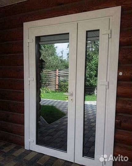 Пластиковые входные двери