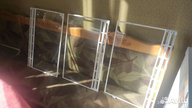 Полки и ящик к холодильнику Bosch