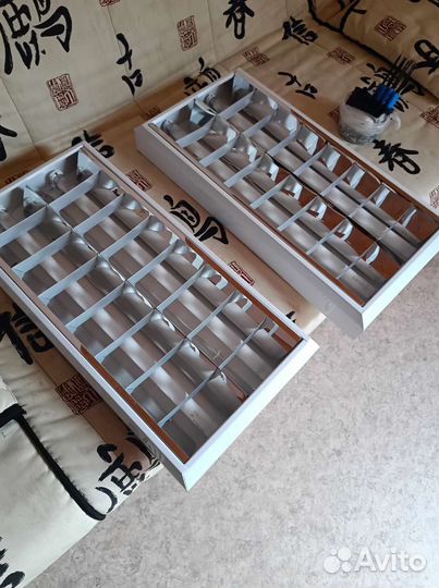 Светильник подвесной люминисцентный