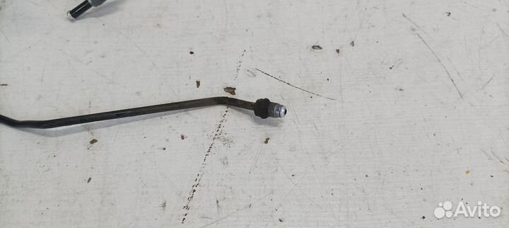 Тормозные трубки передние Skoda Karoq