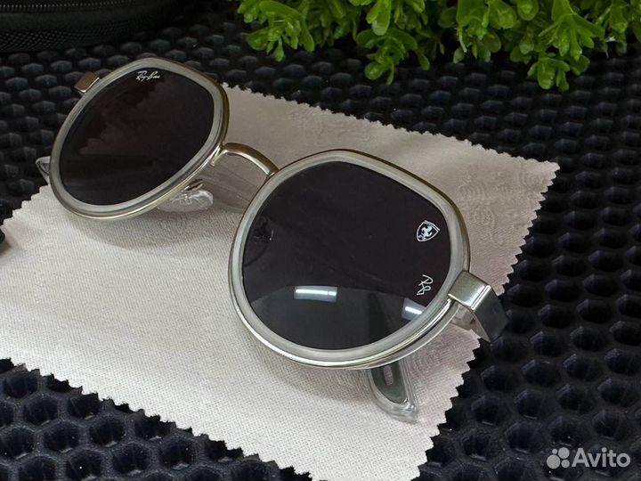 Солнцезащитные очки ray ban