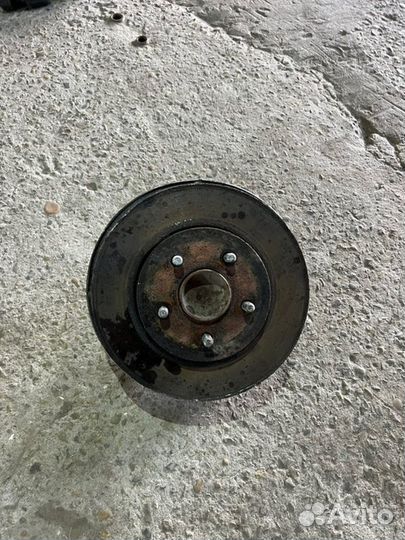 Кулак поворотный задний левый Ford Mondeo III 2