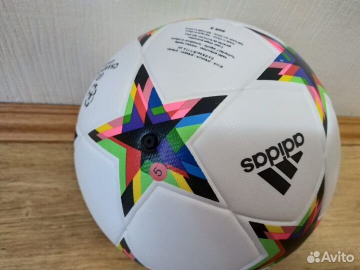 Футбольный мяч adidas лига чемпионов уефа 2023 PRO
