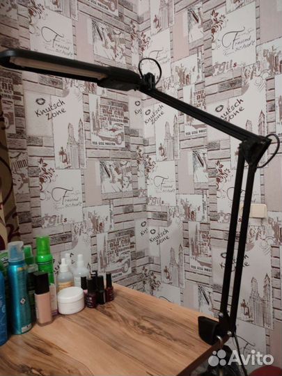 Лампа настольная