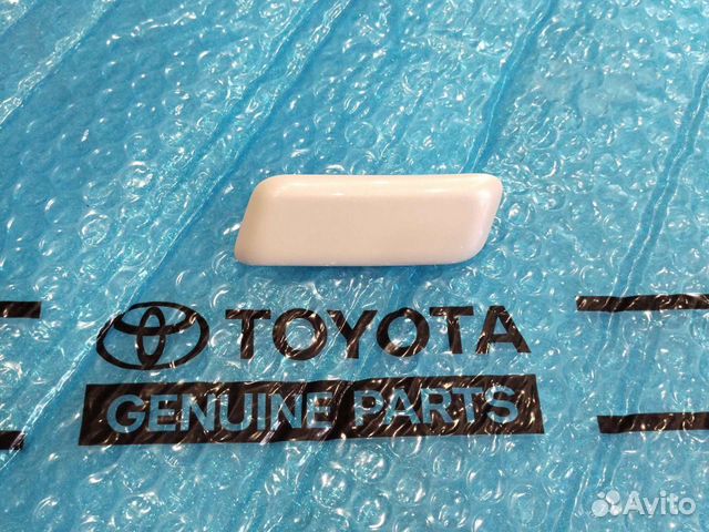 Крышка форсунки Lc 200 левая белый перл 15-21