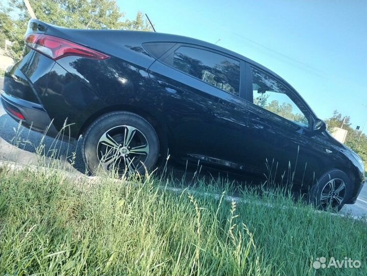 Hyundai Solaris 1.6 МТ, 2022, 17 287 км