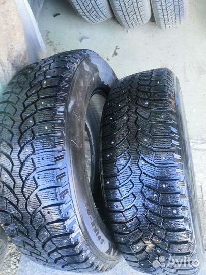 Bridgestone Blizzak Spike-01 225/65 R17 90M