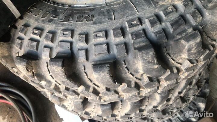 Silverstone MT-117 Xtreme 3.25/8.5 R15 27L