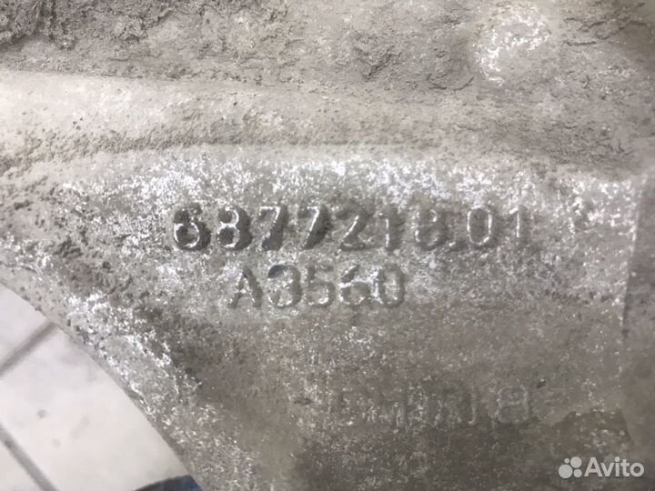 Кулак задний BMW F01 F02 F03 F04