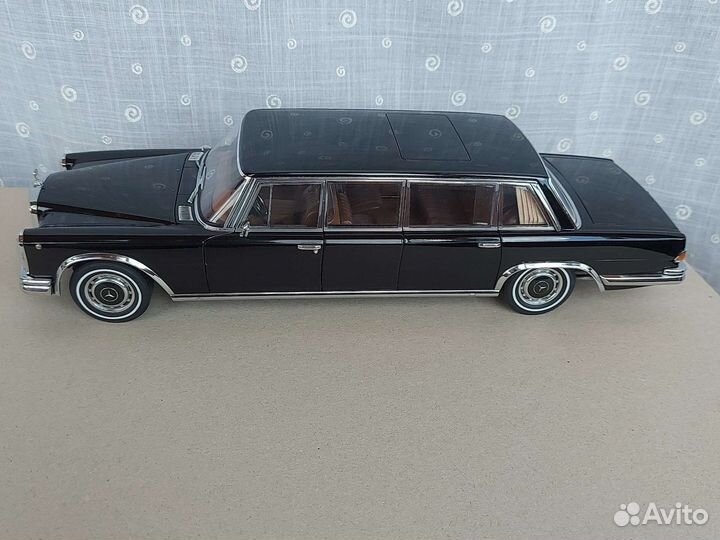 1/18 Mercedes-Benz 600 W100 LWB Autoart