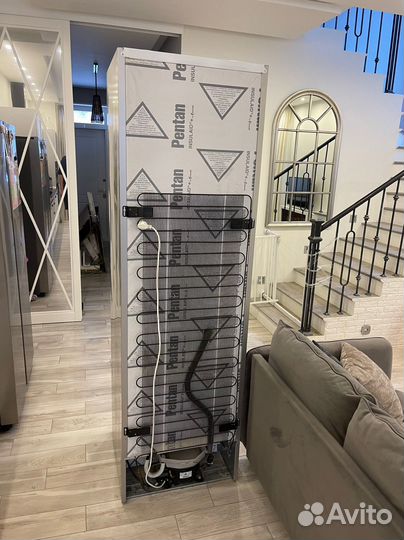 Холодильник Bosch KGN 39NL13R