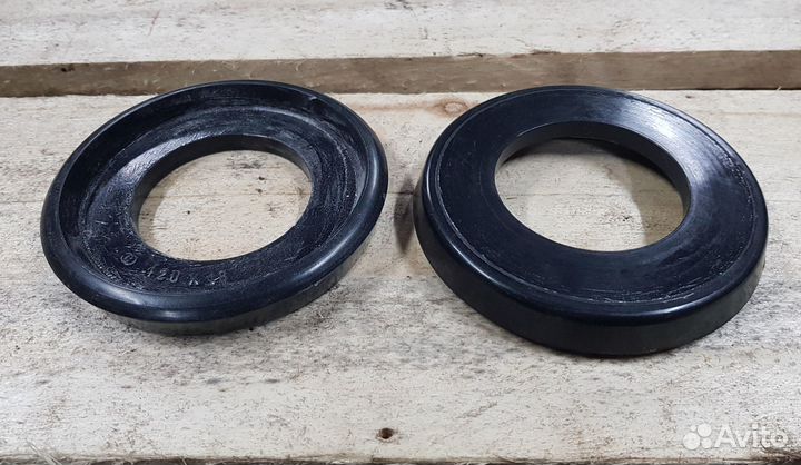 Манжета син 31.100.172