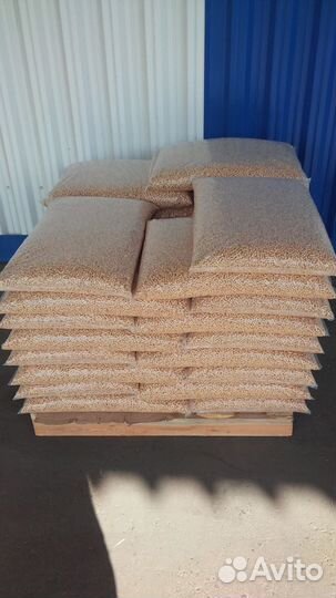 Древесный наполнитель для кошачьих лотков