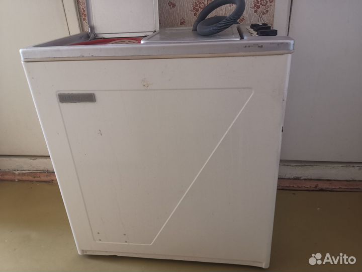 Стиральная машина Чайка 3 полуавтомат