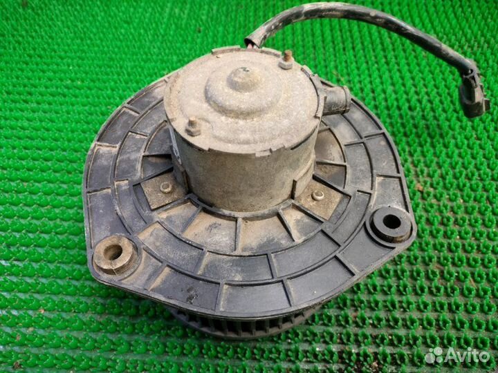 Мотор отопителя Лада 2110 2002