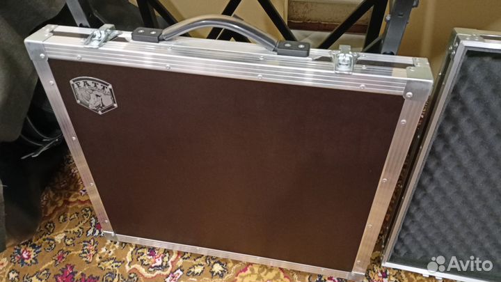 Диджейский чемодан-стол Fatt Pedalboard