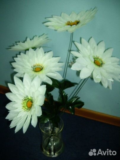 Милый букет цветов - белый