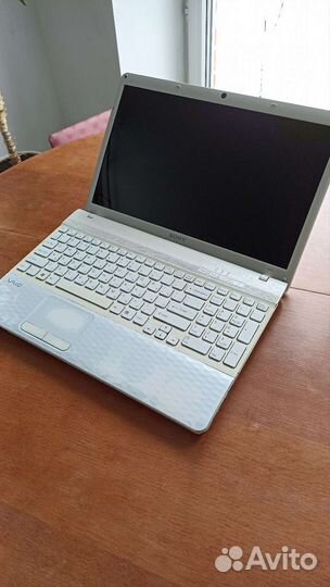 Ноутбук Sony Vaio vpcen PCG-71912V