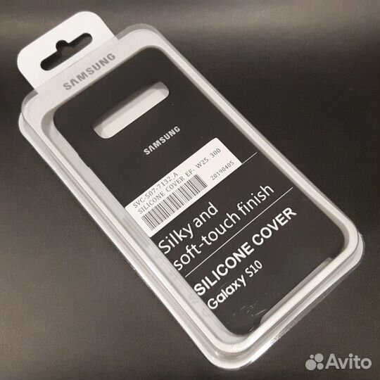 Силиконовый чехол на samsung S10 чёрный