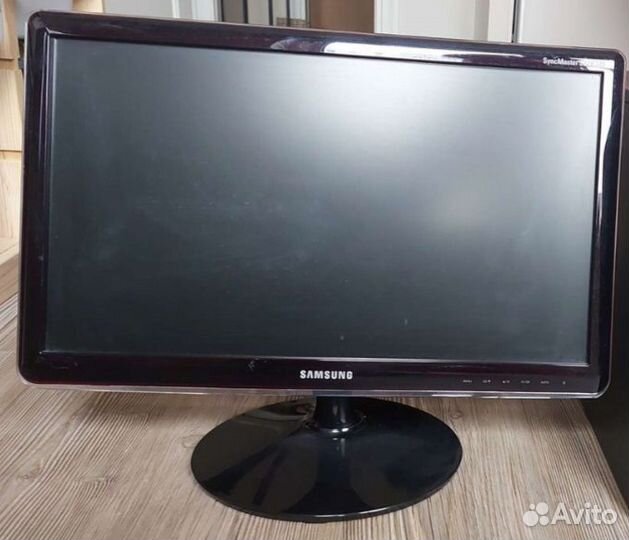 Монитор Samsung syncmaster 22 дюйма