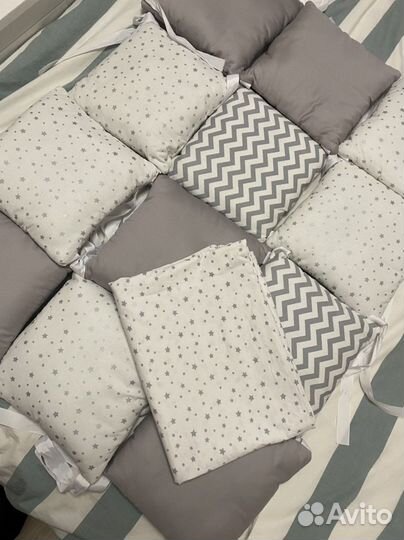 Бортики в детскую кроватку 12 подушек