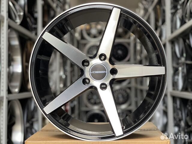 Диски Vossen VPS-303 R18