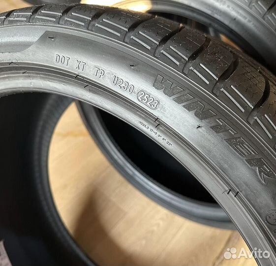 Pirelli Winter Sottozero 3 275/35 R21 и 315/30 R21