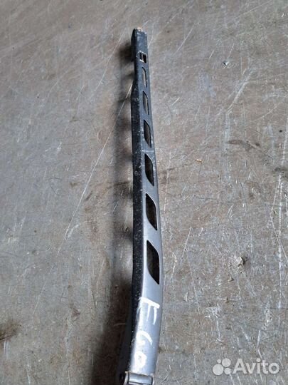 Поводок дворников левый BMW E60