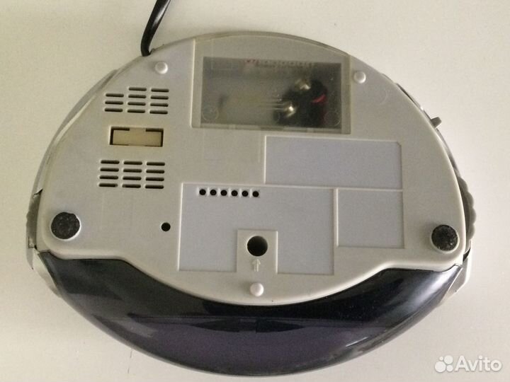 Часы радиобудильник thomson RR65Q