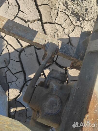 Тракторный прицеп телега