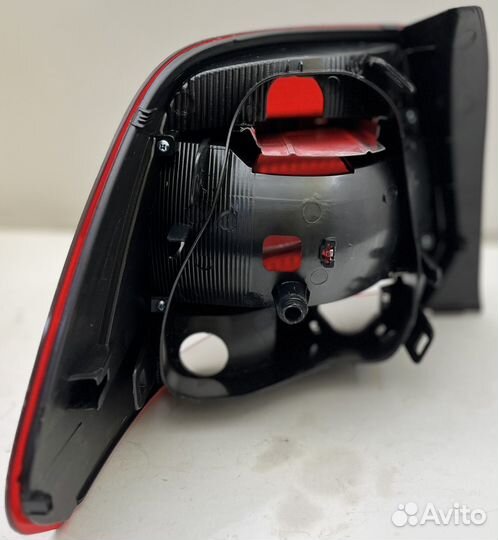 Фонарь задний правый Фольксваген Поло