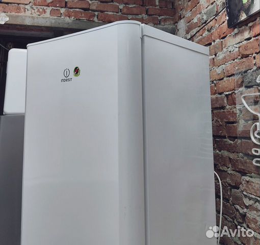 Холодильник indesit 167x60x60sm