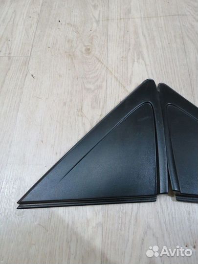 Накладка заднего крыла Hyundai Solaris