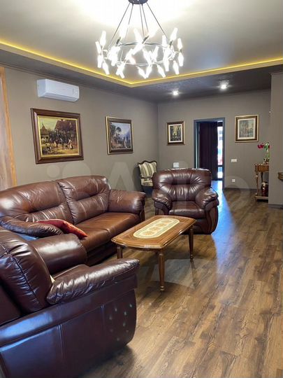 Дом 190 м² на участке 25 сот.