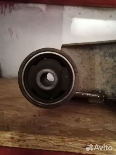 Рычаг продольный Suzuki Swift 2000 г