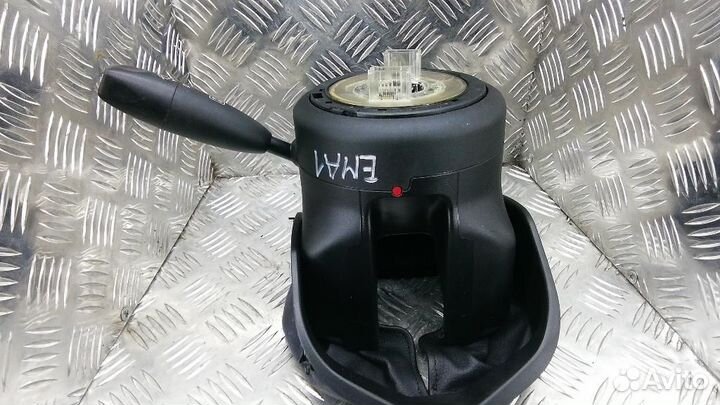 Переключатель поворотов подрулевой Mercedes-Benz C