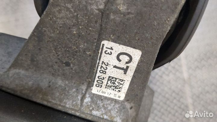 Балка подвески передняя Cadillac SRX