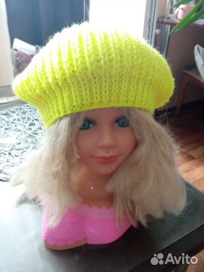 Беретка женская связана спицами