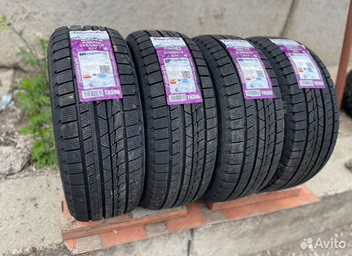Tourador Winter Pro TSU2 215/55 R16 97V